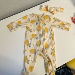 Lemon two way zip sleeper and matching headband
